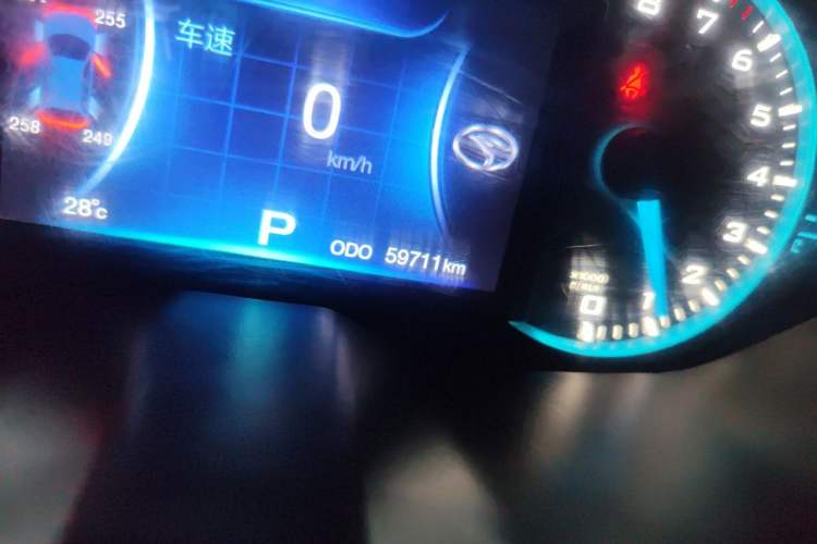 Used Soueast DX7 2017 1.5T Automatic Luxury Model Odometer Close Up