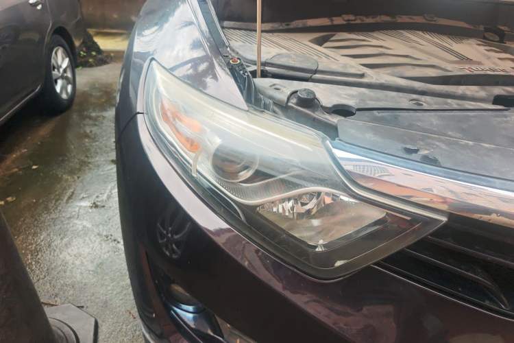 Used Soueast DX7 2017 1.5T Automatic Luxury Model Right Front Headlight