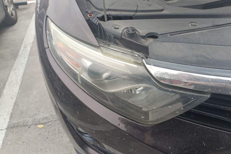 Used Soueast DX7 2017 1.5T Automatic Luxury Model Right Front Headlight