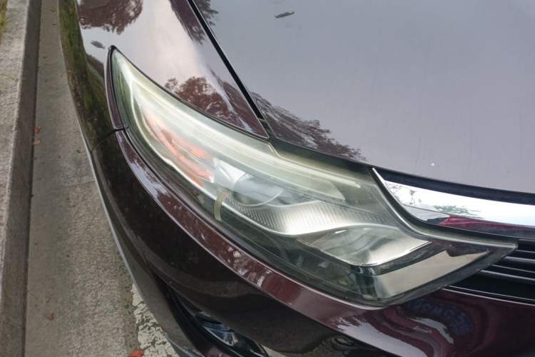Used Soueast DX7 2017 1.5T Automatic Glory Edition Right Front Headlight