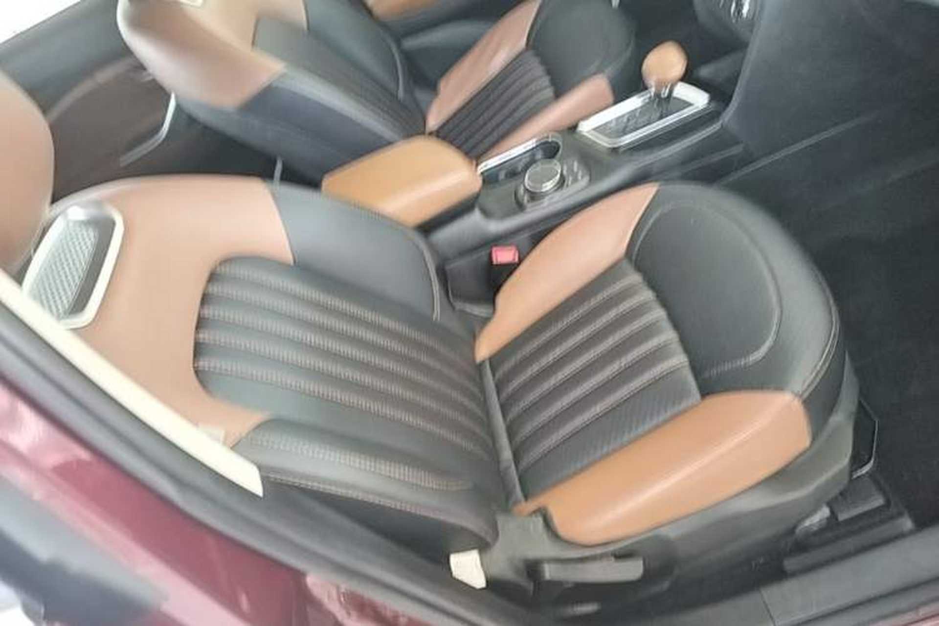 Used Soueast DX7 2017 1.5T Automatic Luxury Model Right Front Seat