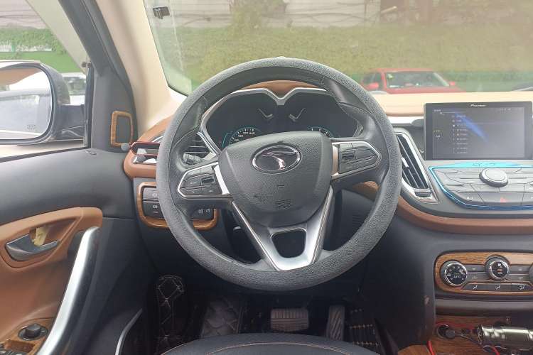 Used Soueast DX7 2017 1.5T Automatic Luxury Model Steering Wheel