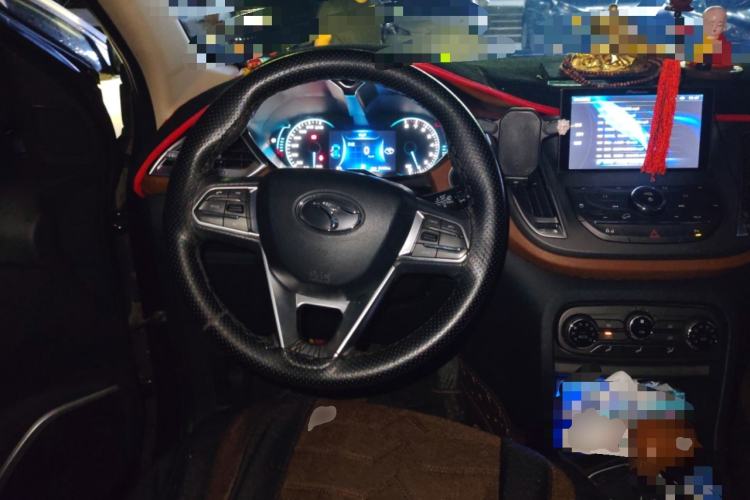 Used Soueast DX7 2017 1.5T Automatic Glory Edition Steering Wheel