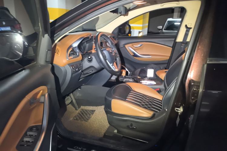 Used Soueast DX7 2017 1.5T Automatic Luxury Model Driver Seat