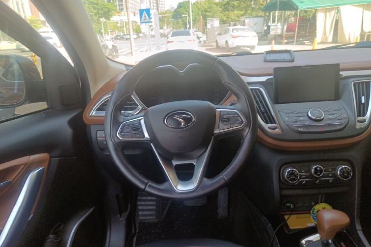Used Soueast DX7 2017 1.5T Automatic Luxury Model Steering Wheel