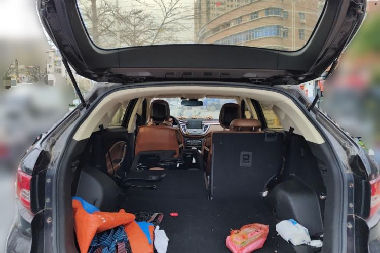 Used Soueast DX7 2017 1.5T Automatic Glory Edition Trunk