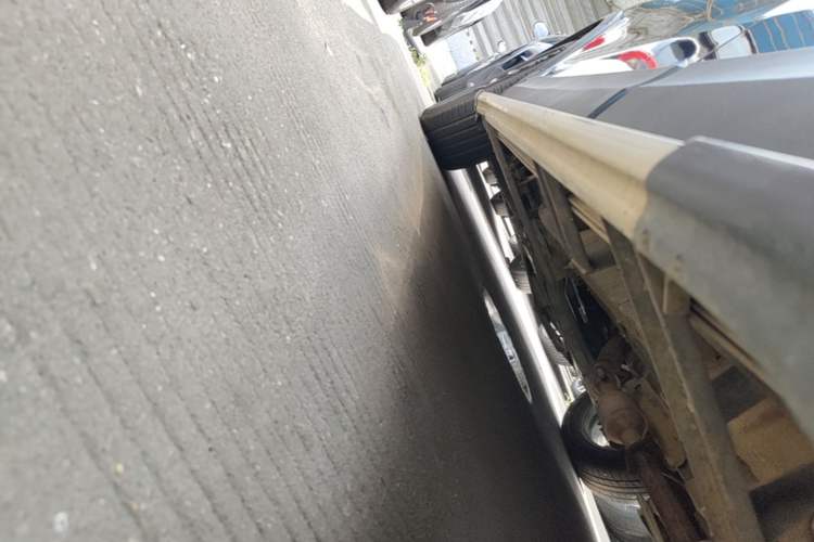 Used Soueast DX7 2017 1.5T Automatic Glory Edition Left Side Sill