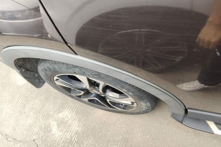 Used Soueast DX7 2017 1.5T Automatic Glory Edition Right Rear Wheel Hub