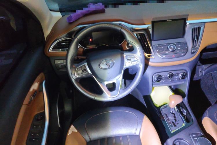 Used Soueast DX7 2017 1.5T Automatic Glory Edition Steering Wheel