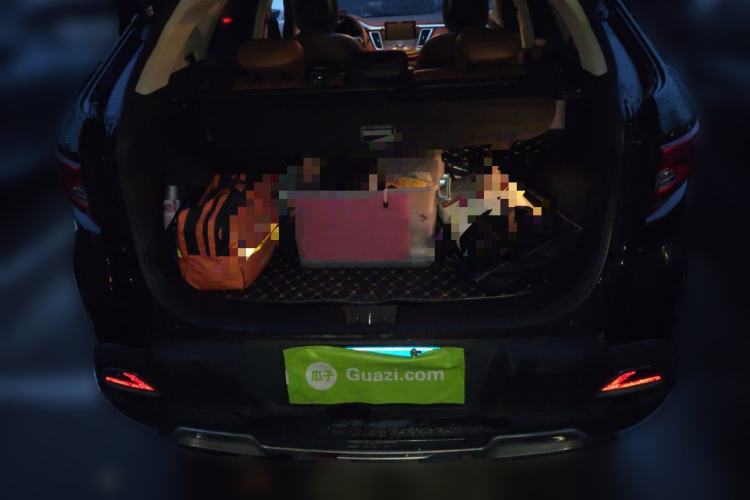 Used Soueast DX7 2017 1.5T Automatic Glory Edition Trunk