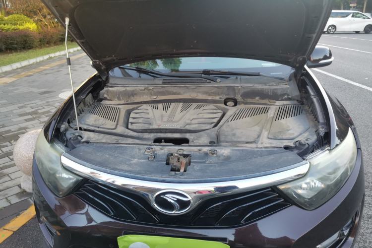 Used Soueast DX7 2017 1.5T Automatic Luxury Model Engine Bay