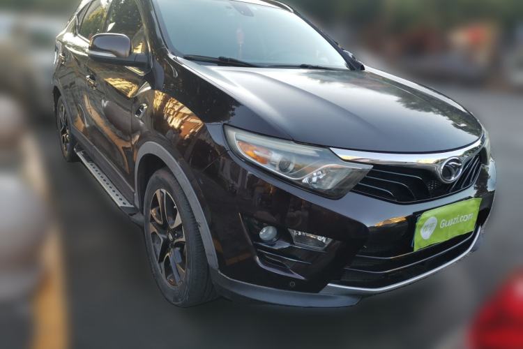 Used Soueast DX7 2017 1.5T Automatic Luxury Model Front Right 45 Deg