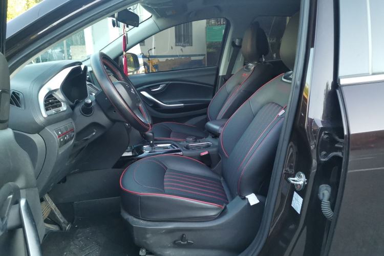 Used Soueast DX7 2017 1.5T Automatic Luxury Model Left Front Seat