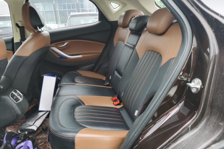 Used Soueast DX7 2017 1.5T Automatic Luxury Model Left Rear Seat