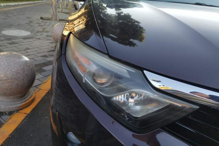 Used Soueast DX7 2017 1.5T Automatic Luxury Model Right Front Headlight