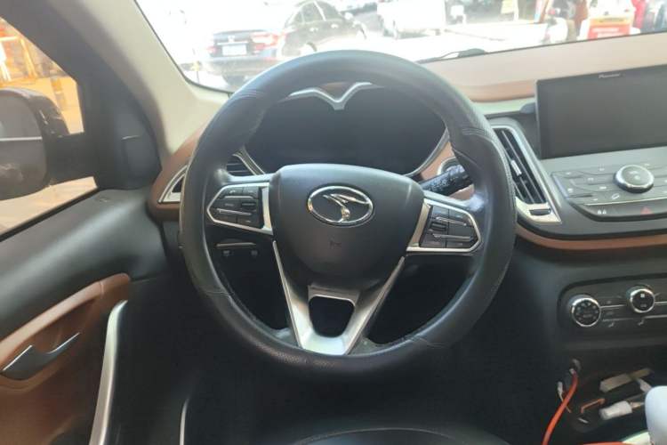 Used Soueast DX7 2017 1.5T Automatic Luxury Model Steering Wheel