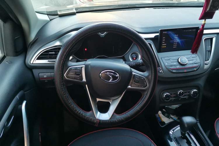 Used Soueast DX7 2017 1.5T Automatic Luxury Model Steering Wheel
