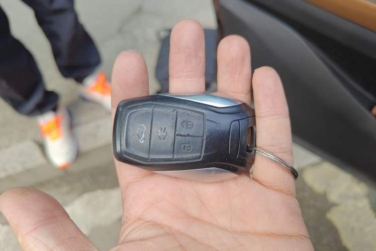 Used Soueast DX7 2017 1.5T Automatic Luxury Model Vehicle Key