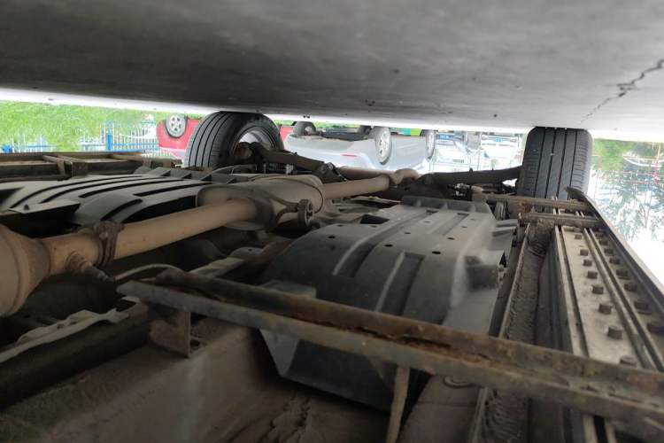 Used Soueast DX7 2017 1.5T Automatic Glory Edition Chassis Front Right