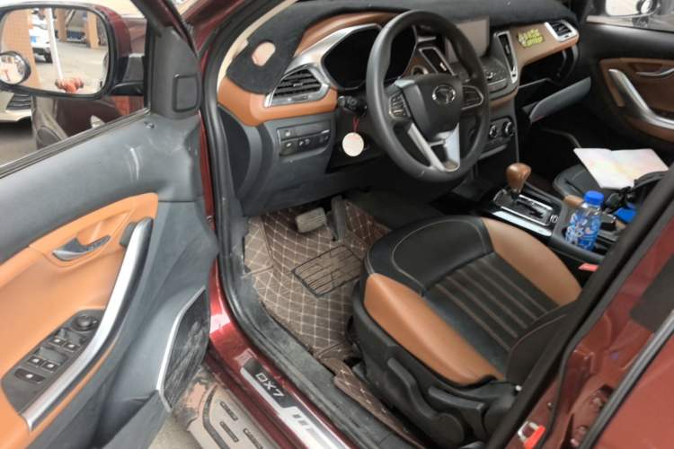 Used Soueast DX7 2017 1.5T Automatic Glory Edition Driver Seat
