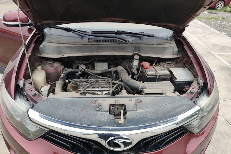 Used Soueast DX7 2017 1.5T Automatic Glory Edition Engine Bay