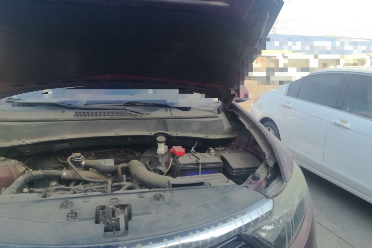 Used Soueast DX7 2017 1.5T Automatic Luxury Model Engine Bay Left