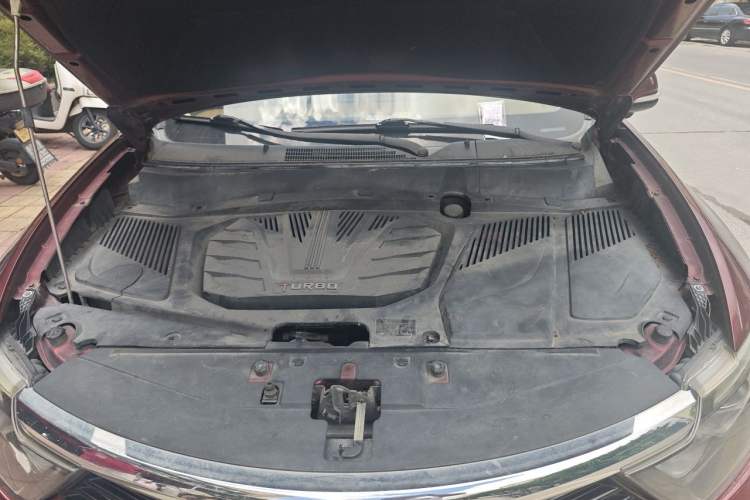 Used Soueast DX7 2017 1.5T Automatic Luxury Model Engine Bay