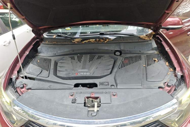 Used Soueast DX7 2017 1.5T Automatic Luxury Model Engine Bay