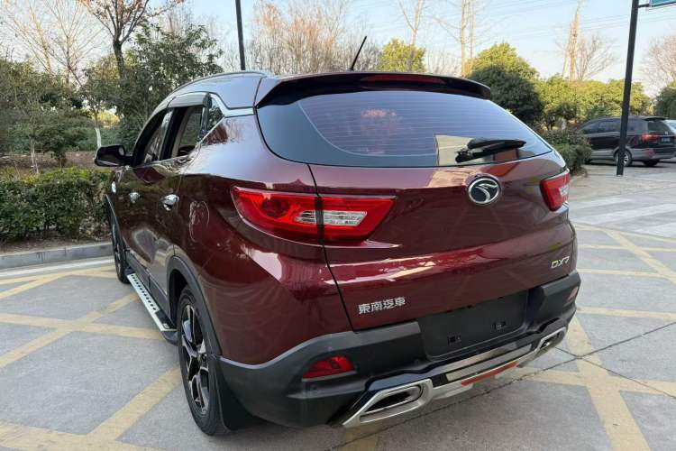 Used Soueast DX7 2017 1.5T Automatic Glory Edition Exterior 5