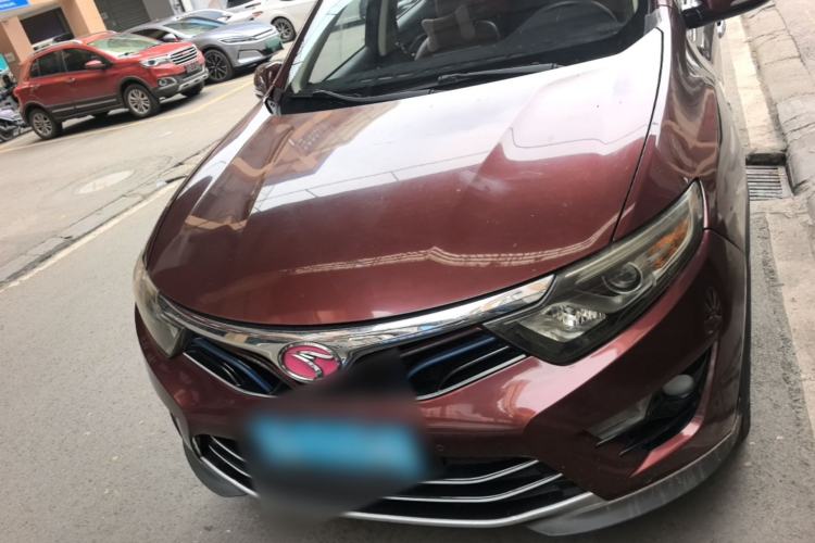 Used Soueast DX7 2017 1.5T Automatic Glory Edition Front