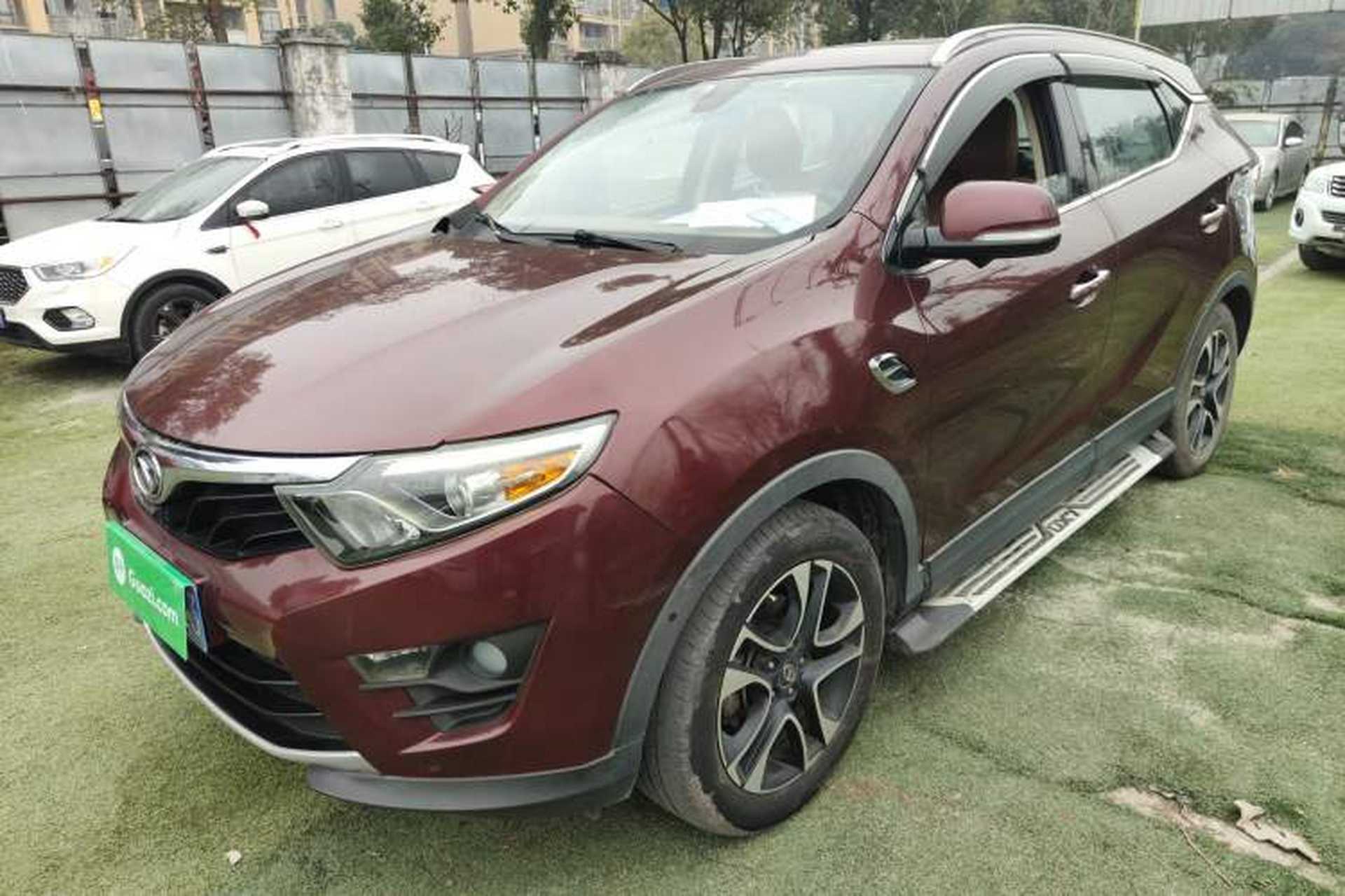 Used Soueast DX7 2017 1.5T Automatic Luxury Model Front Left 45 Deg