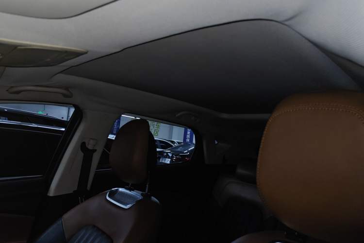 Used Soueast DX7 2017 1.5T Automatic Glory Edition Headliner