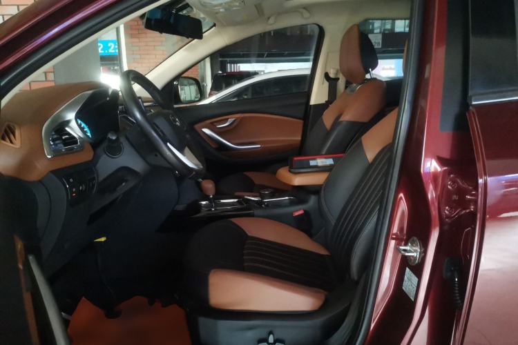 Used Soueast DX7 2017 1.5T Automatic Luxury Model Left Front Seat