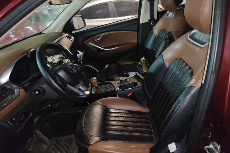 Used Soueast DX7 2017 1.5T Automatic Luxury Model Left Front Seat