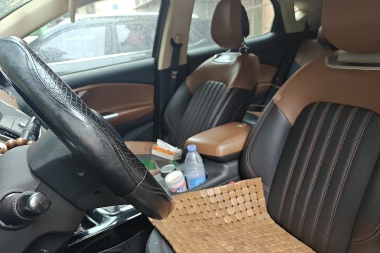 Used Soueast DX7 2017 1.5T Automatic Luxury Model Left Front Seat