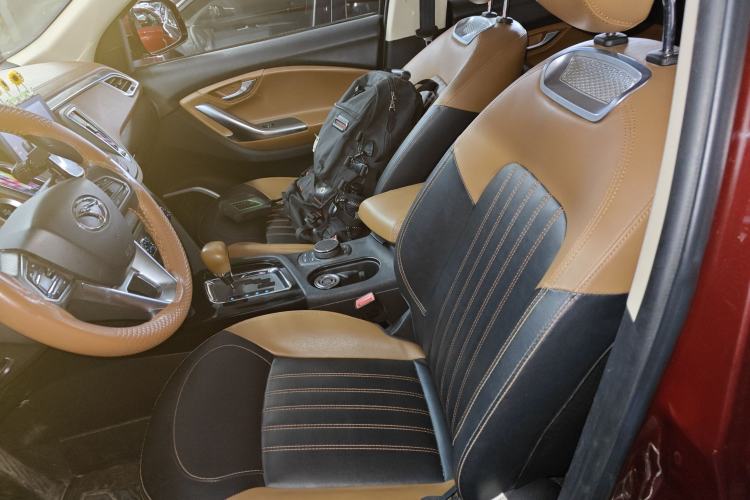 Used Soueast DX7 2017 1.5T Automatic Glory Edition Left Front Seat