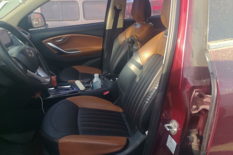 Used Soueast DX7 2017 1.5T Automatic Luxury Model Left Front Seat