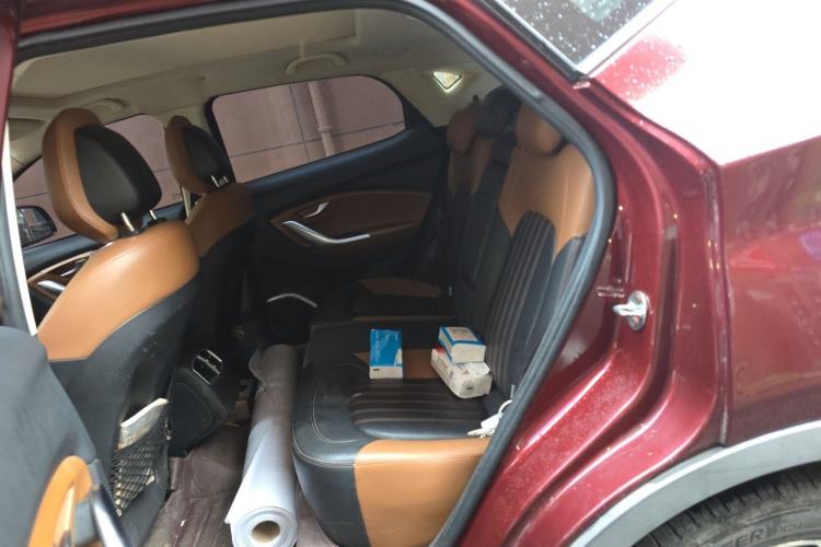 Used Soueast DX7 2017 1.5T Automatic Glory Edition Left Rear Seat