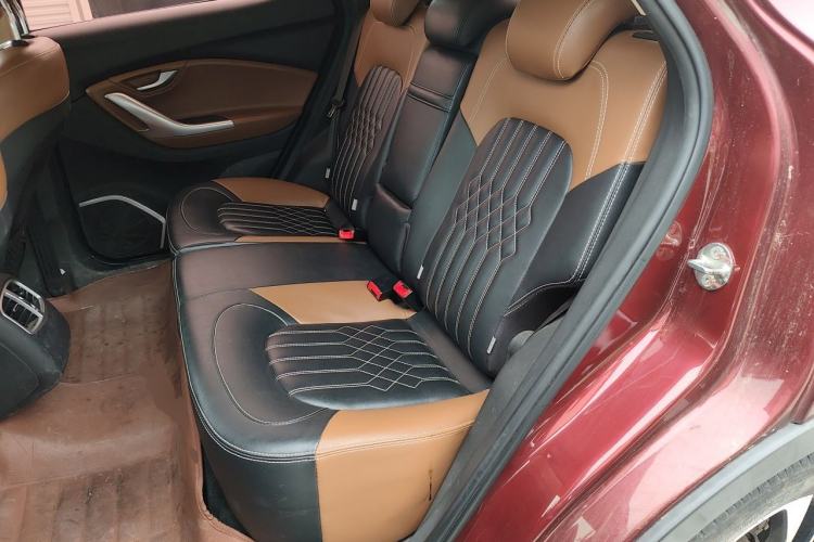 Used Soueast DX7 2017 1.5T Automatic Glory Edition Left Rear Seat