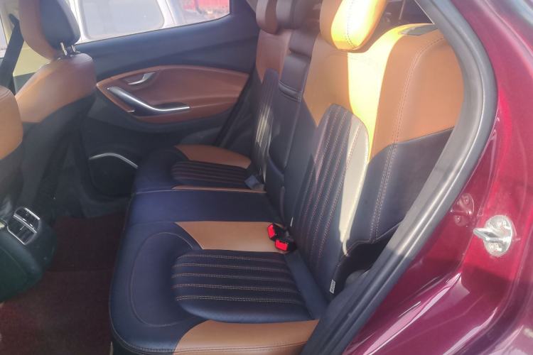 Used Soueast DX7 2017 1.5T Automatic Luxury Model Left Rear Seat