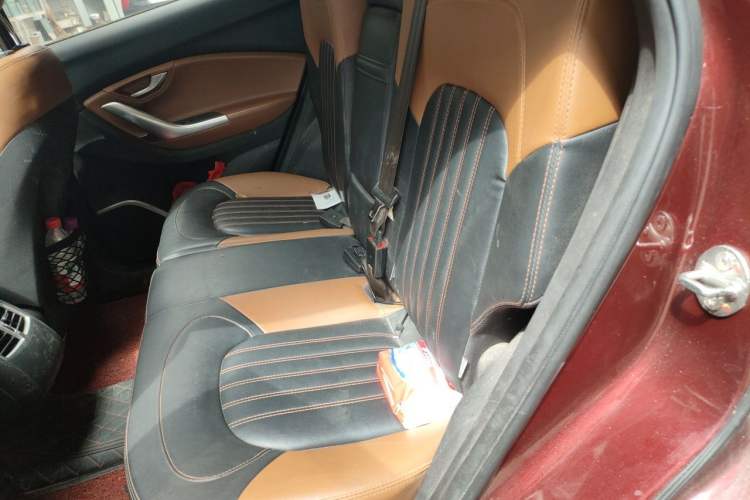 Used Soueast DX7 2017 1.5T Automatic Glory Edition Left Rear Seat