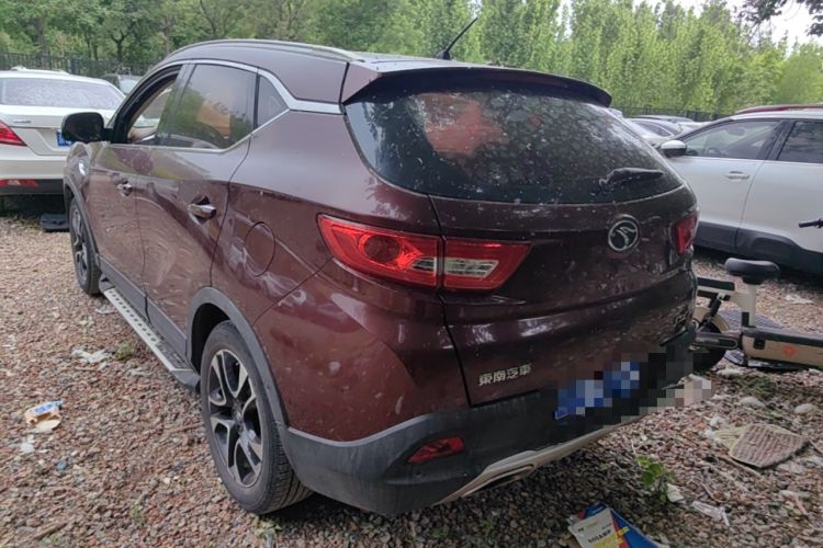 Used Soueast DX7 2017 1.5T Automatic Luxury Model Rear Left 45 Deg