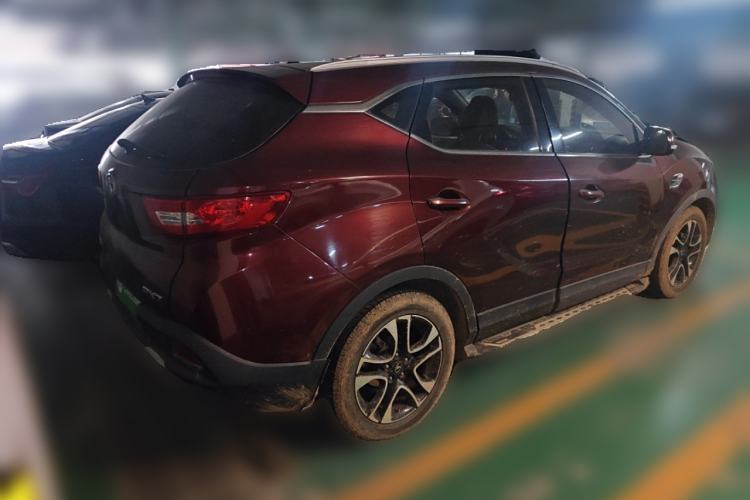 Used Soueast DX7 2017 1.5T Automatic Luxury Model Rear Right 45 Deg