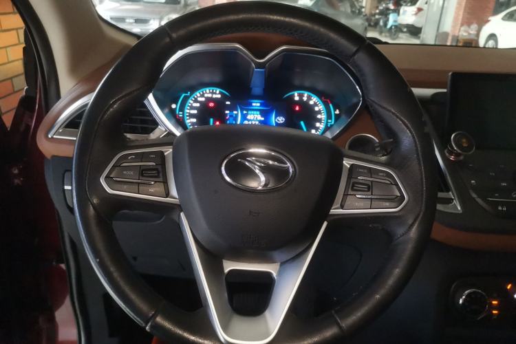 Used Soueast DX7 2017 1.5T Automatic Luxury Model Steering Wheel