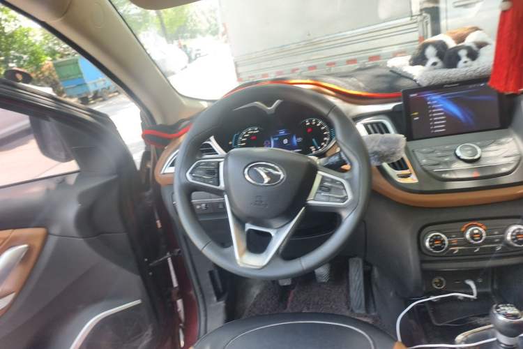 Used Soueast DX7 2017 1.5T Manual Triumph Edition Steering Wheel
