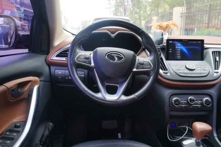 Used Soueast DX7 2017 1.5T Automatic Luxury Model Steering Wheel
