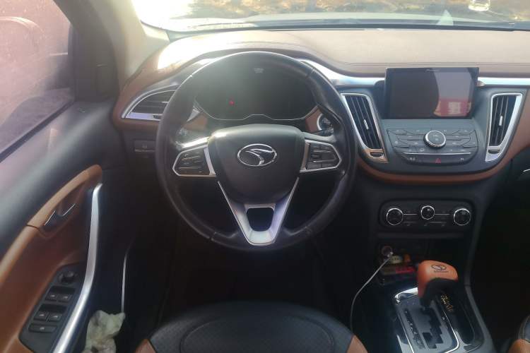 Used Soueast DX7 2017 1.5T Automatic Luxury Model Steering Wheel