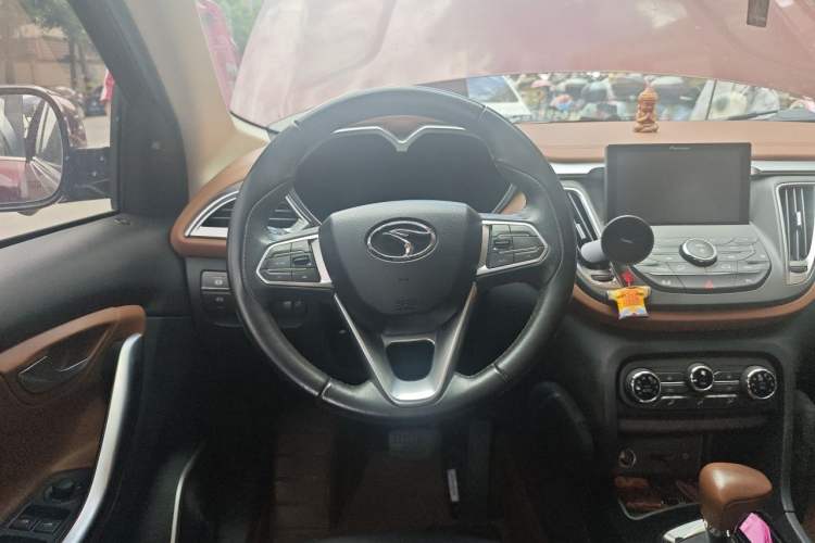 Used Soueast DX7 2017 1.5T Automatic Luxury Model Steering Wheel