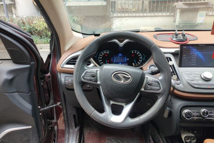 Used Soueast DX7 2017 1.5T Automatic Glory Edition Steering Wheel