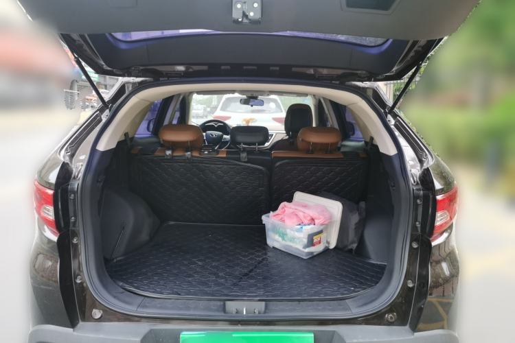 Used Soueast DX7 2017 1.5T Automatic Luxury Model Trunk